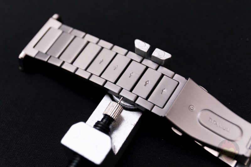 Apple-Watch-Nomad-Titanium-Band-Review-26.jpg