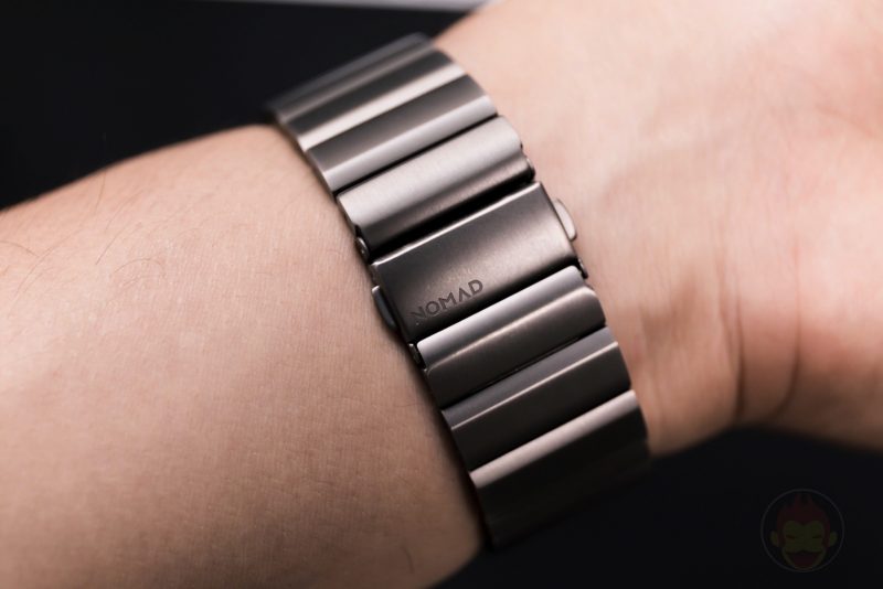 Apple-Watch-Nomad-Titanium-Band-Review-35.jpg