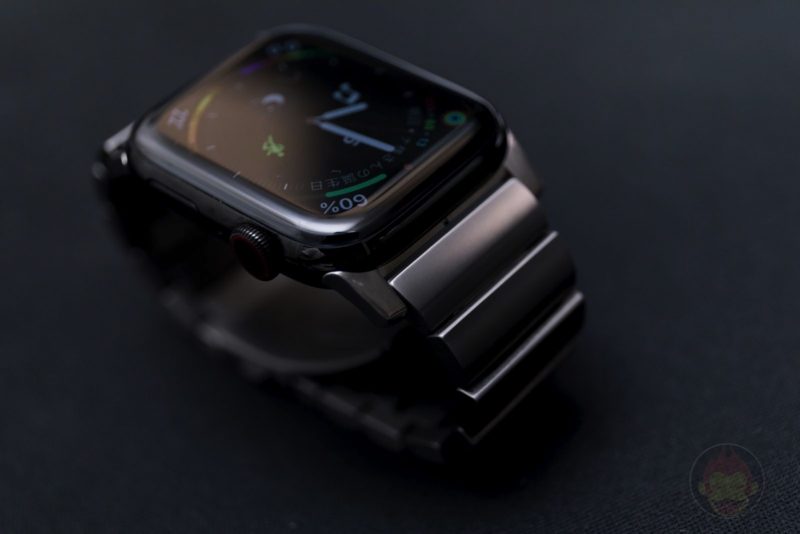 Apple-Watch-Nomad-Titanium-Band-Review-47.jpg