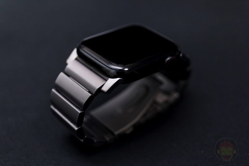 Apple-Watch-Nomad-Titanium-Band-Review-51.jpg