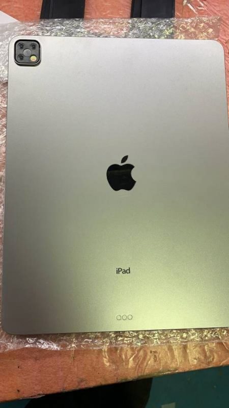 ipad-pro-2019-triple-lens-camera.jpeg