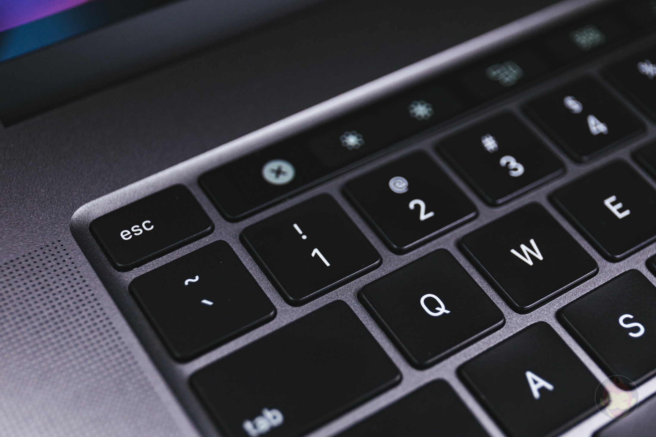 16インチ型MacBook ProにTouch Barを残した理由をApple幹部が説明 
