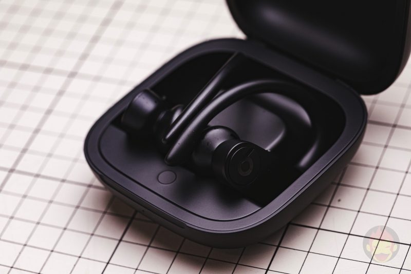 Powerbeats-Pro-Review-02.jpg