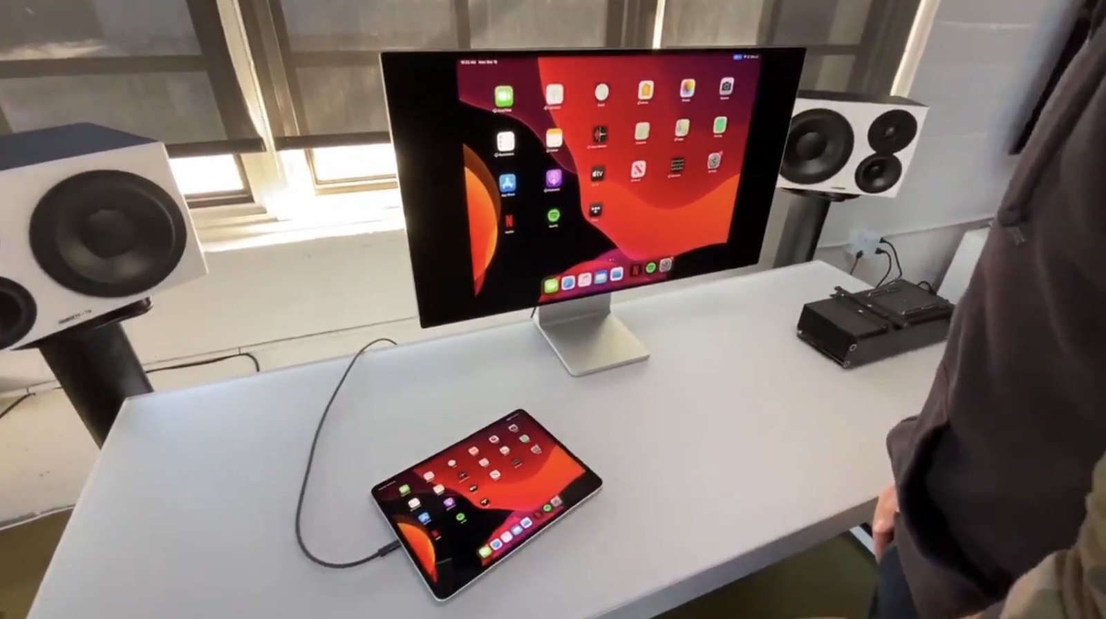 Pro Display XDR、iPad Proでも一応動作することが判明！12インチ型