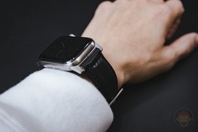 Apple-Watch-NOMAD-Shell-Cordovan-Strap-Review-09.jpg