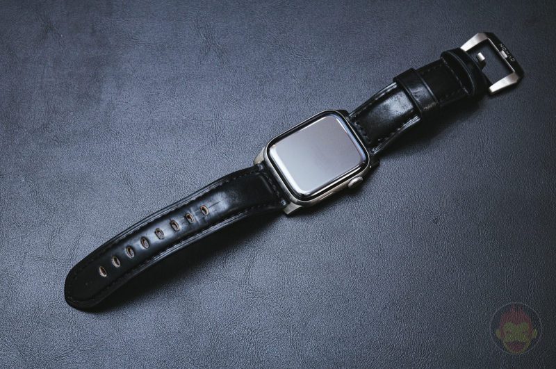 Apple-Watch-NOMAD-Shell-Cordovan-Strap-Review-14.jpg