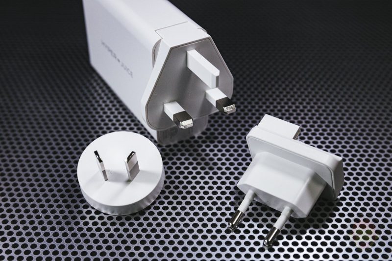 HyperJuice-100W-GaN-Charger-Review-02.jpg