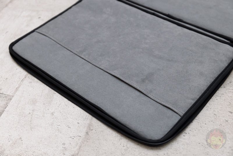 Simplism-BookZip-Case-for-MBP16-review-08.jpg