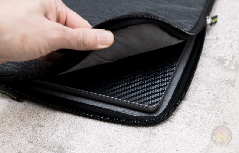 Simplism-BookZip-Case-for-MBP16-review-10.jpg