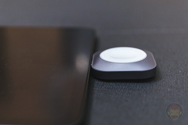 Satechi-USB-C-Apple-Watch-Charging-Dock-05.jpg