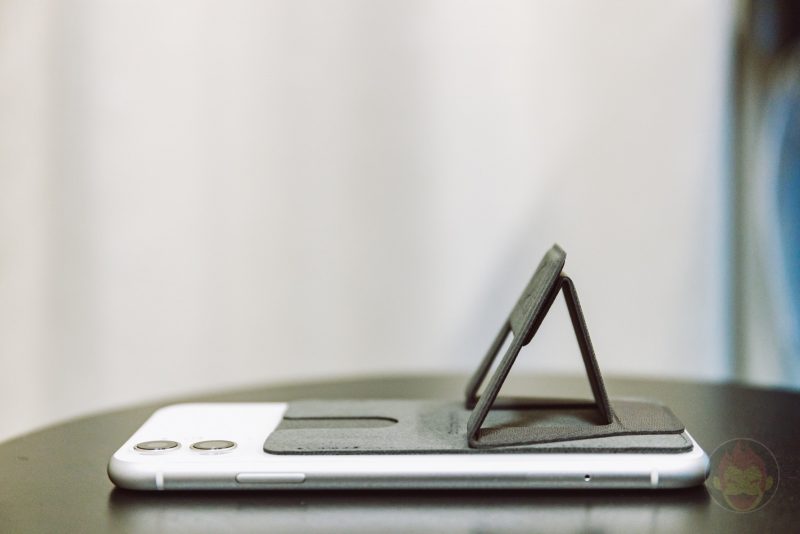 FoldStand-Card-Case-Smartphone-Stand-Review-07.jpg