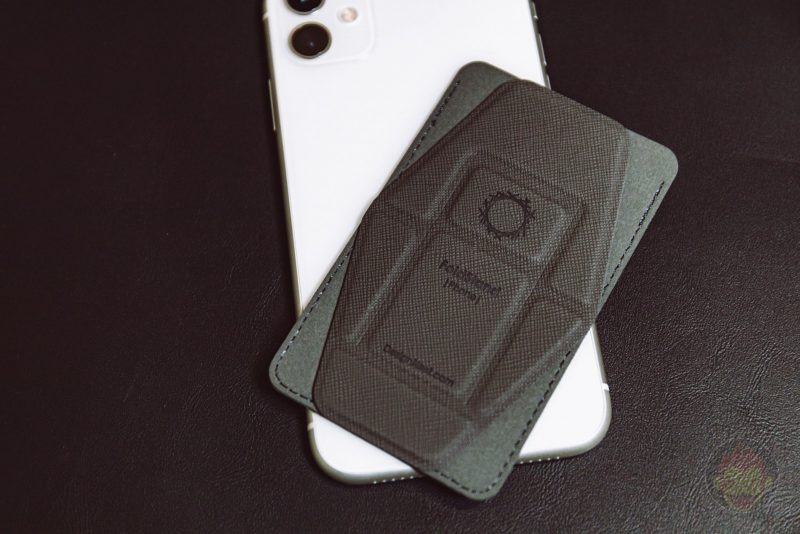 FoldStand-Card-Case-Smartphone-Stand-Review-15.jpg
