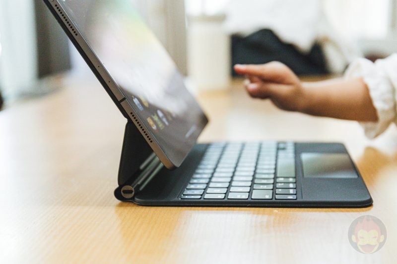 iPad-Pro-2020-11in-Magic-Keyboard-Review-11.jpg