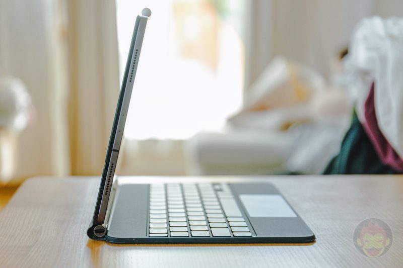 iPad-Pro-2020-11inch-Magic-Keyboard-Review-08.jpg