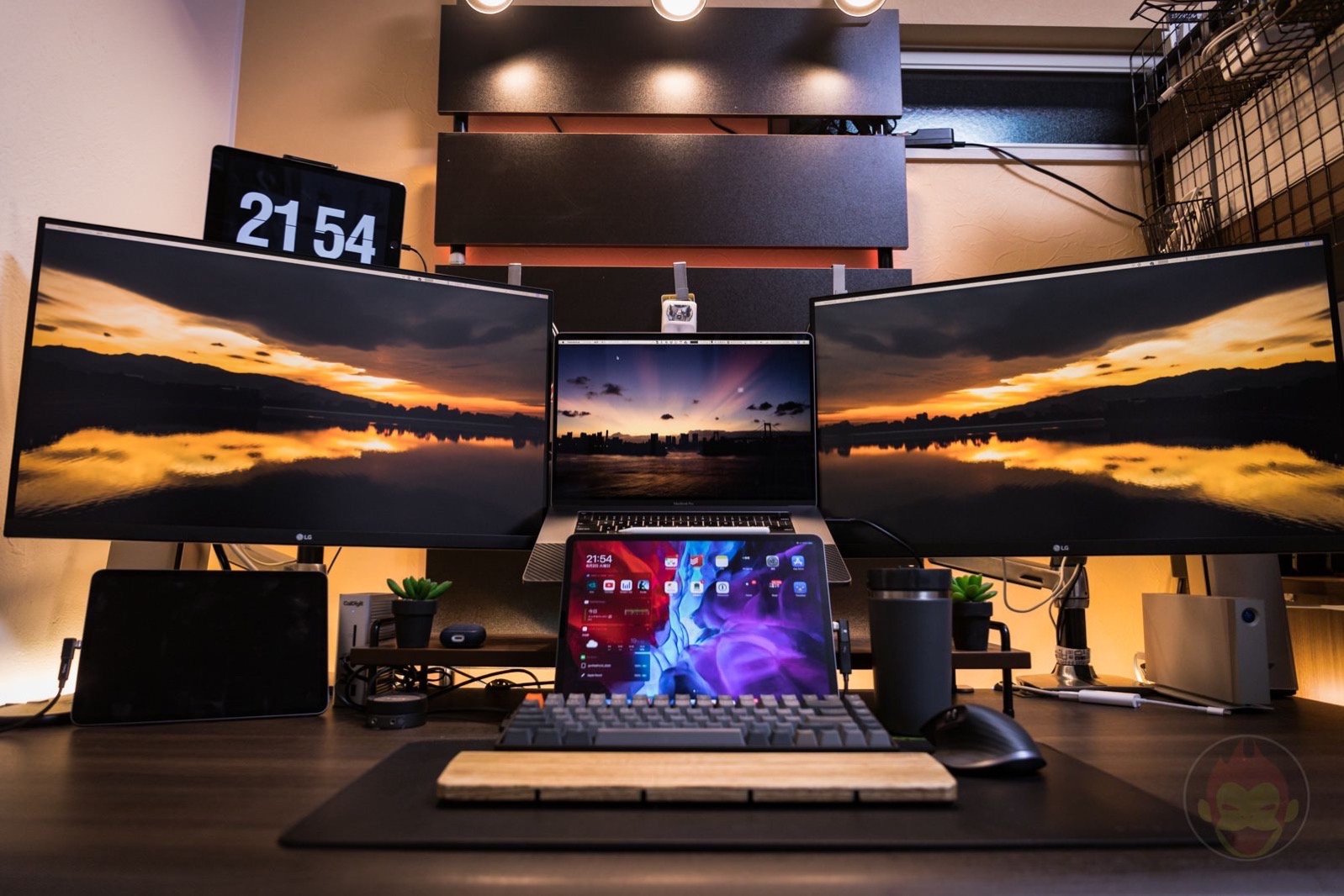 New Desktop Setup for GoriMe House Workspace 05