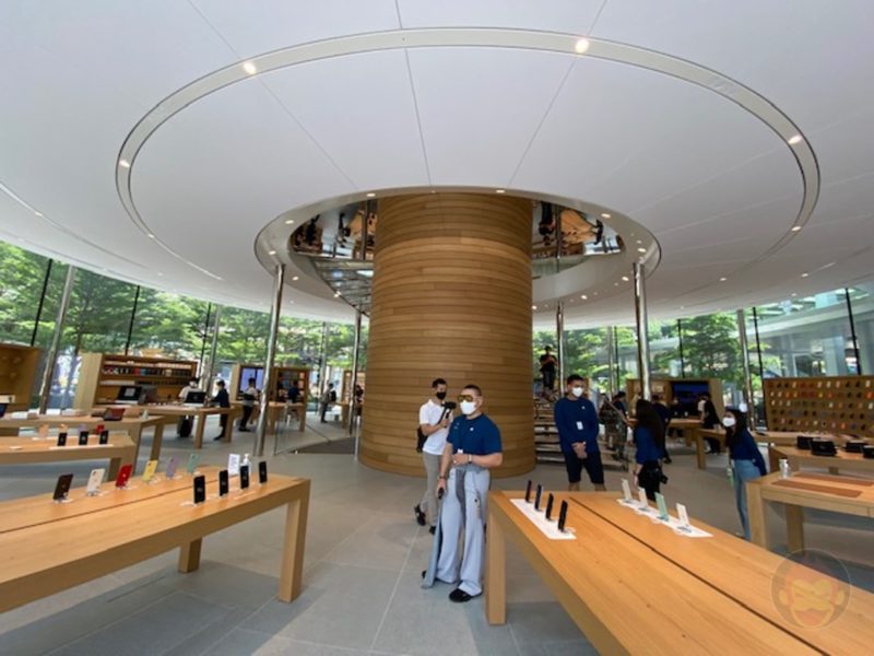 Apple-Thailand-Apple-Central-World-26.jpg