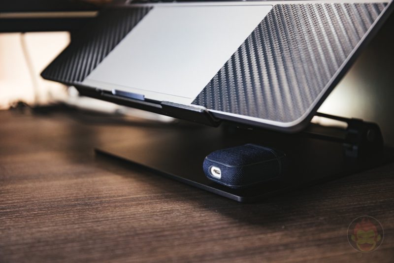Klearlook-NoteBook-PC-Stand-Review-08.jpg