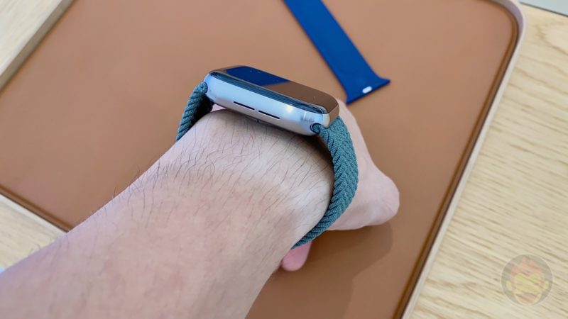 Apple-Watch-New-Band-Solo-Loops-06.jpg