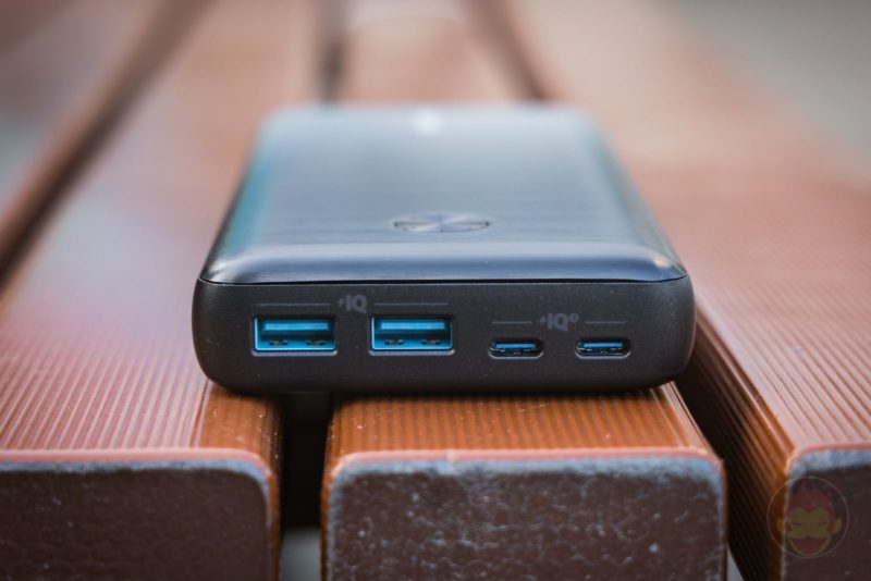 Anker-PowerCore-3-Elite-25600-87W-02.jpg