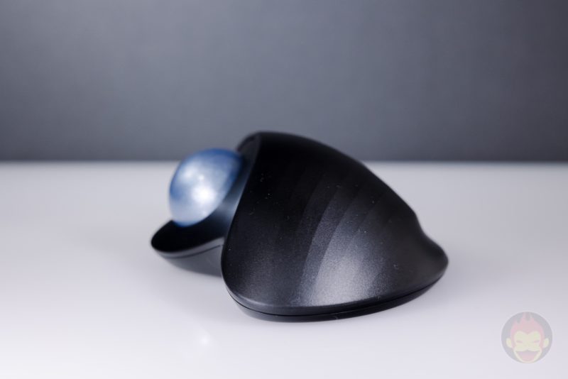 Logicool-ERGO-M575S-Trackball-Hands-on-02.jpg