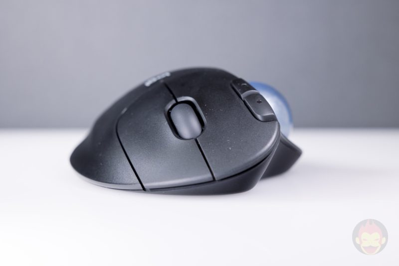 Logicool-ERGO-M575S-Trackball-Hands-on-09.jpg