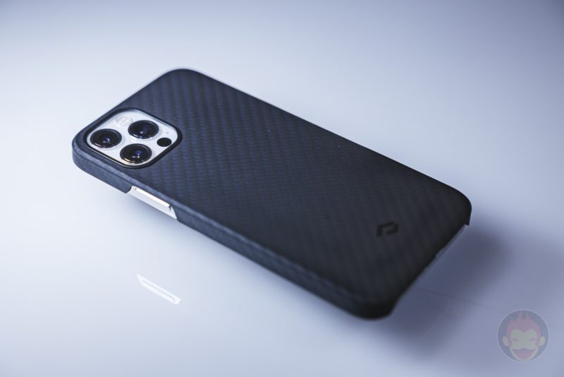 PITAKA-MagEZ-Case-for-iPhone12Pro-Review-11.jpg