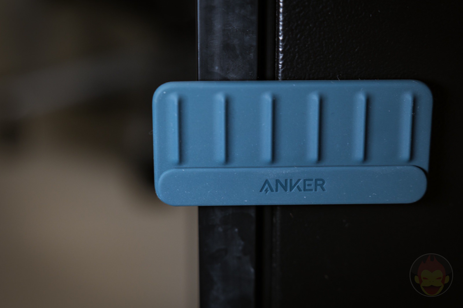 Anker Magnetic Cable Holder Review 04