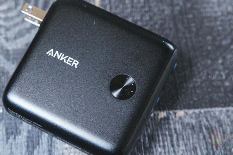 Anker-PowerCore-Fusion-10000-Review-02.jpg
