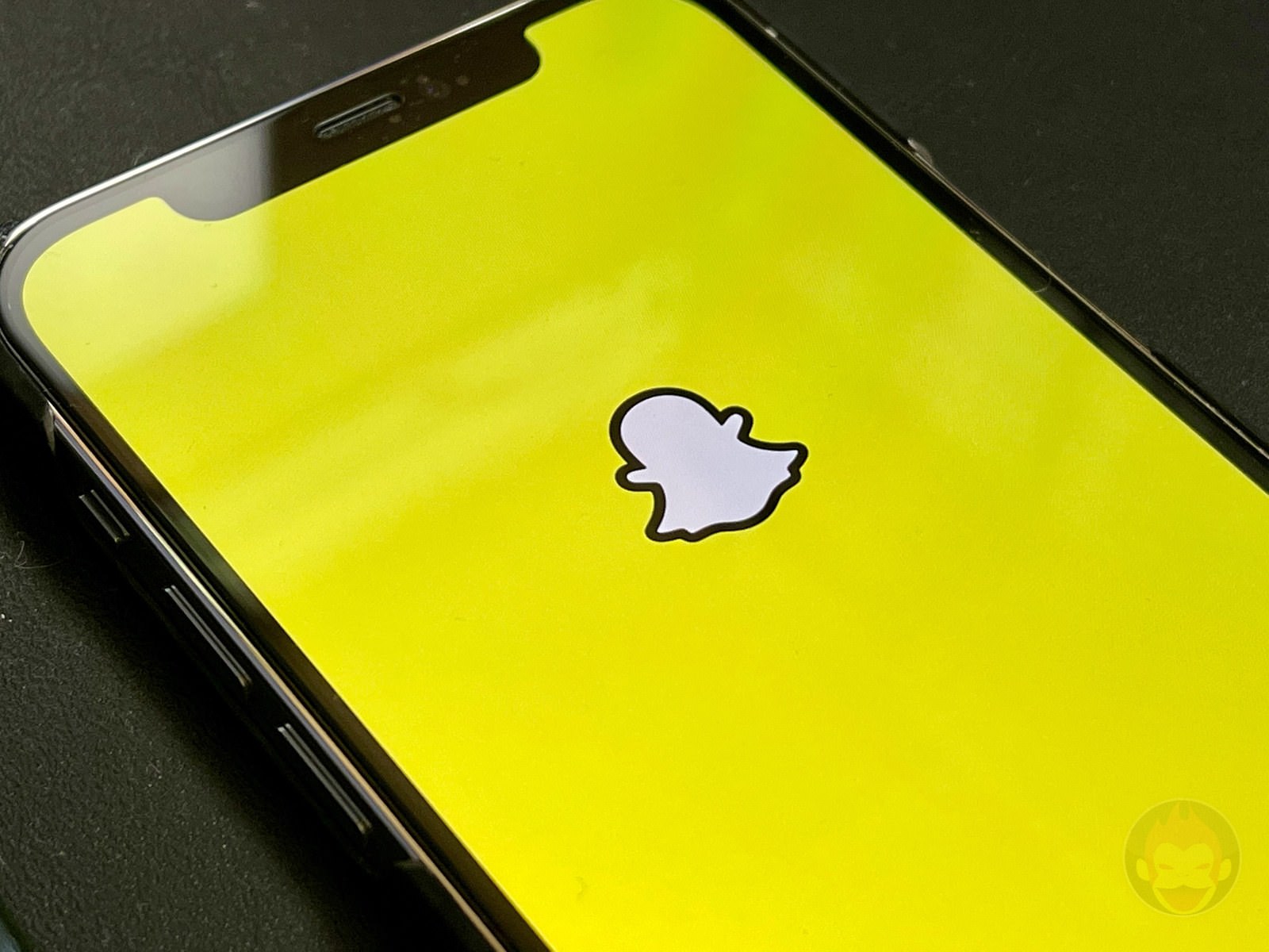 Snapchat-on-iphone-01.jpg