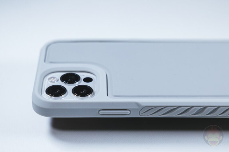 CRYSTAL-ARMOR-GRIP-iPhone12-Review-06.jpg