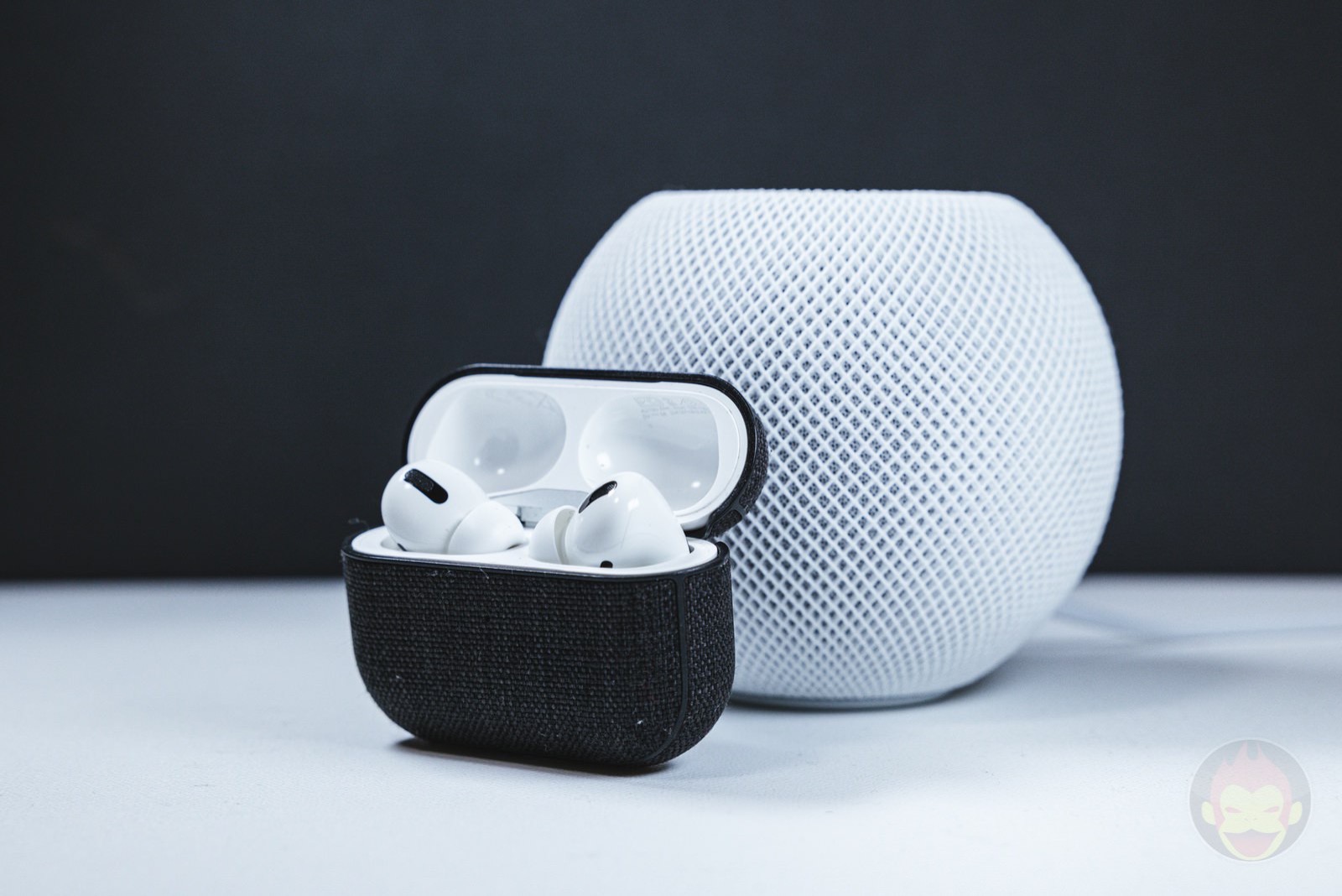 HomePod Mini and AirPods Pro 01