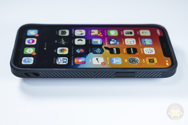 Tactism-ALPHA-iPhone12-Case-Review-04.jpg