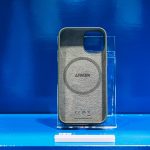 Anker-Magnetic-Silicone-Case-for-iPhone12-12Pro-Handson-03.jpg