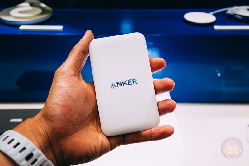 Anker-PowerCore-Magnetic-5000-new-model-01.jpg