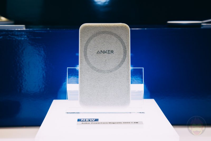 Anker-PowerCore-Magnetic-5000-new-model-09.jpg