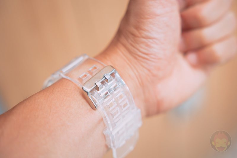 NAKOP-iWatch-Clear-Band-Review-07.jpg
