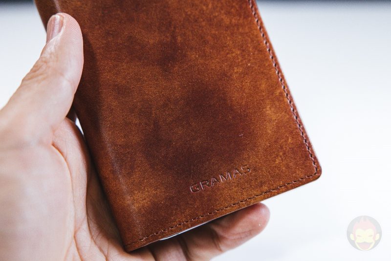 GRAMAS-UNIVERSAL-CASE-Review-10.jpg