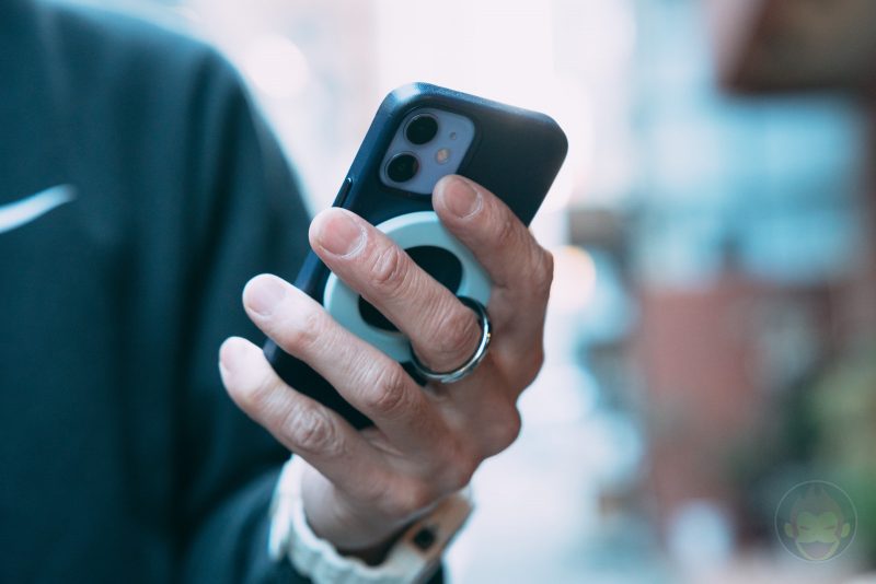 Anker-610-Magnetic-Phone-Grip-MagGo-Review-07.jpg