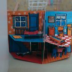 Maisy-Book-that-becomes-a-doll-house-04.jpg
