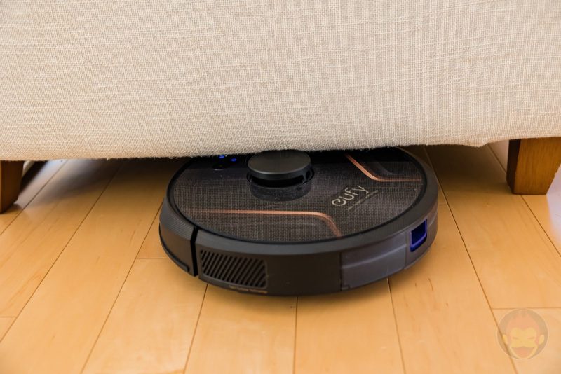 Life-with-Anker-Eufy-RoboVac-G30-Hybrid-09.jpg