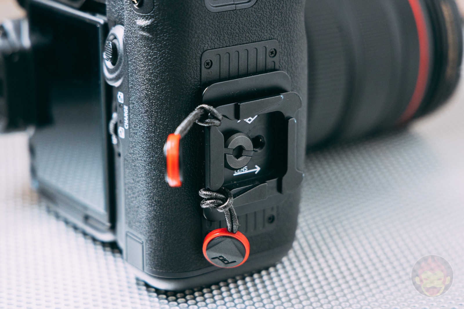 Canon R5 R6 Battery Grip BG R10 Review 08