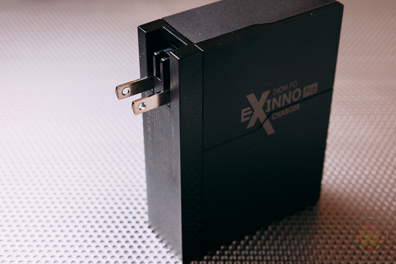 EXINNO 240W 6Port Charger Review 02