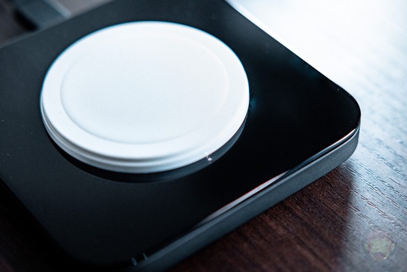 Nomad-Base-One-MagSafe-Charging-Station-2-01.jpg