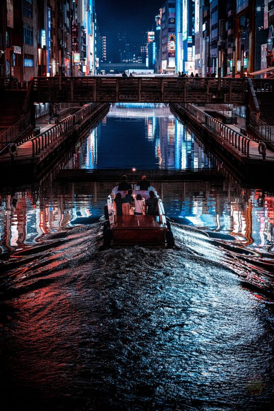 Osaka-Night-Street-Photography-09.jpg