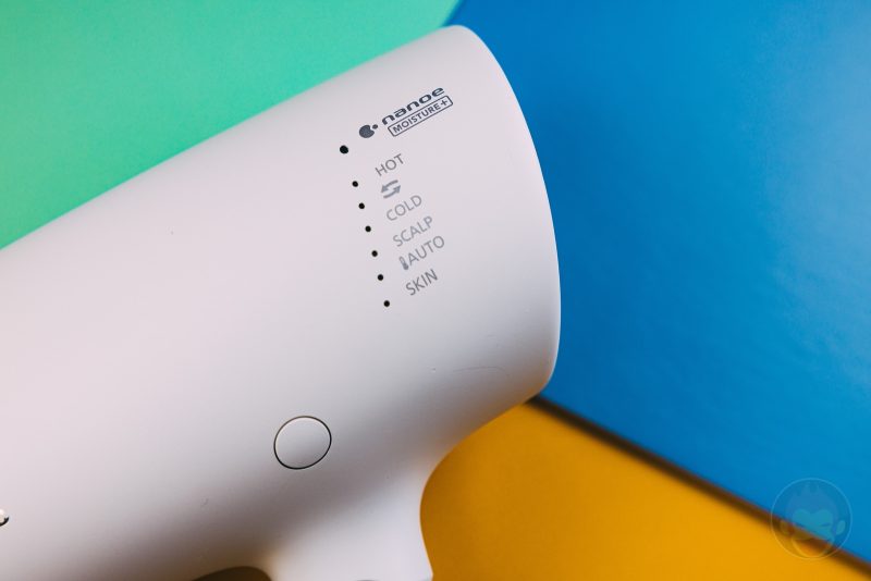 Panasonic-Hair-Dryer-NanoCare-EH-NA0G-Review-05.jpg