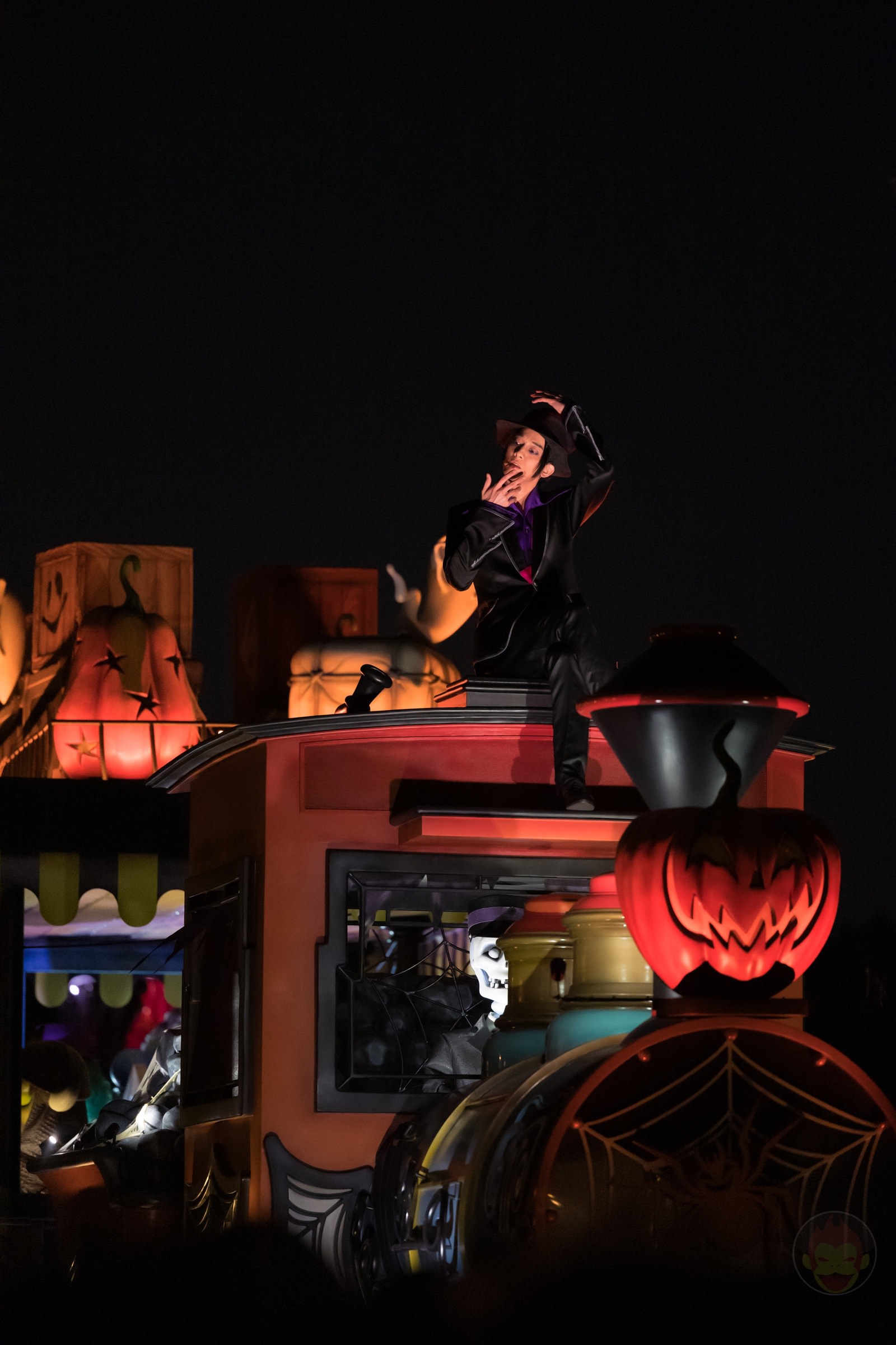 Tokyo Disneyland TheVillains Rockin Halloween parade 02