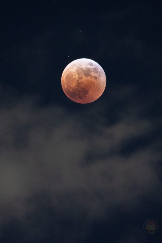 Lunar-Ecplise-2022-November8th-from-Japan-04.jpg