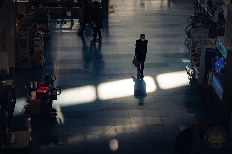 Taking-Snap-photos-CanonEOSR6MarkII-at-Haneda-Airport-03.jpg