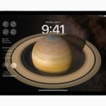 Apple-WWDC23-iPadOS-17-Lock-Screen-Astronomy-230605.jpg