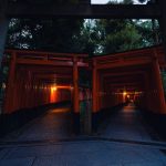 Kyoto-Fushimi-Inari-at-midnight-04.jpg